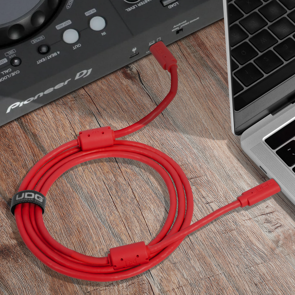 UDG SES KABLOSU USB 3.2 C-C KIRMIZI DÜZ (1,5 metre)