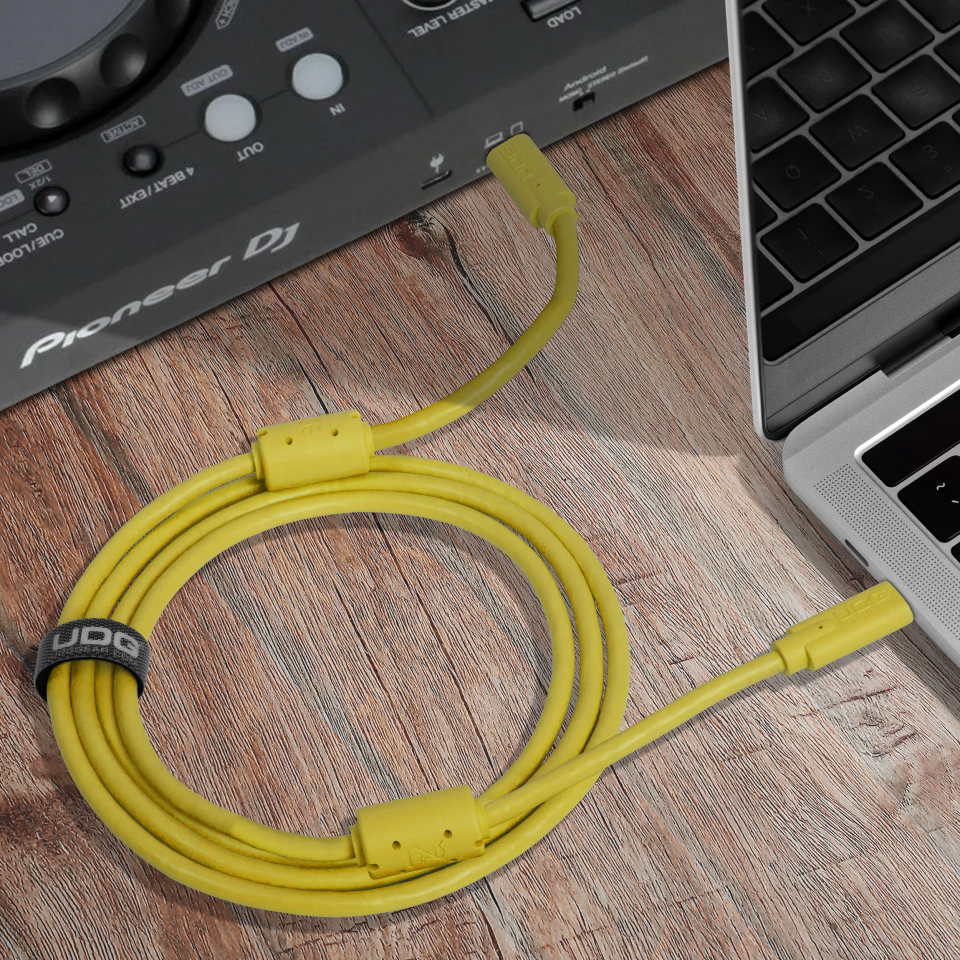UDG SES KABLOSU USB 3.2 C-C SARI DÜZ (1,5 metre)